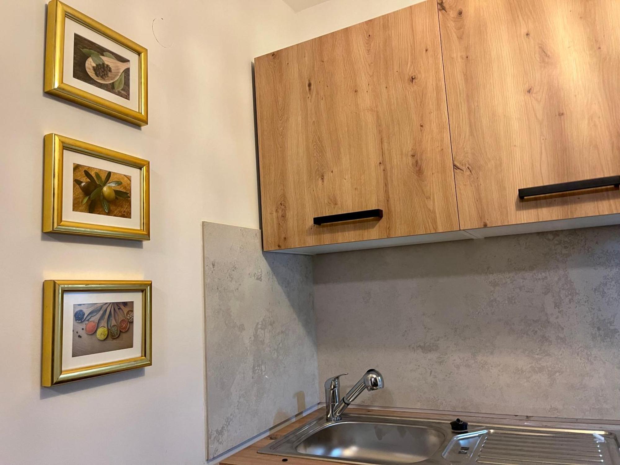 Wunderschoenes In Der Goldstadt Apartment