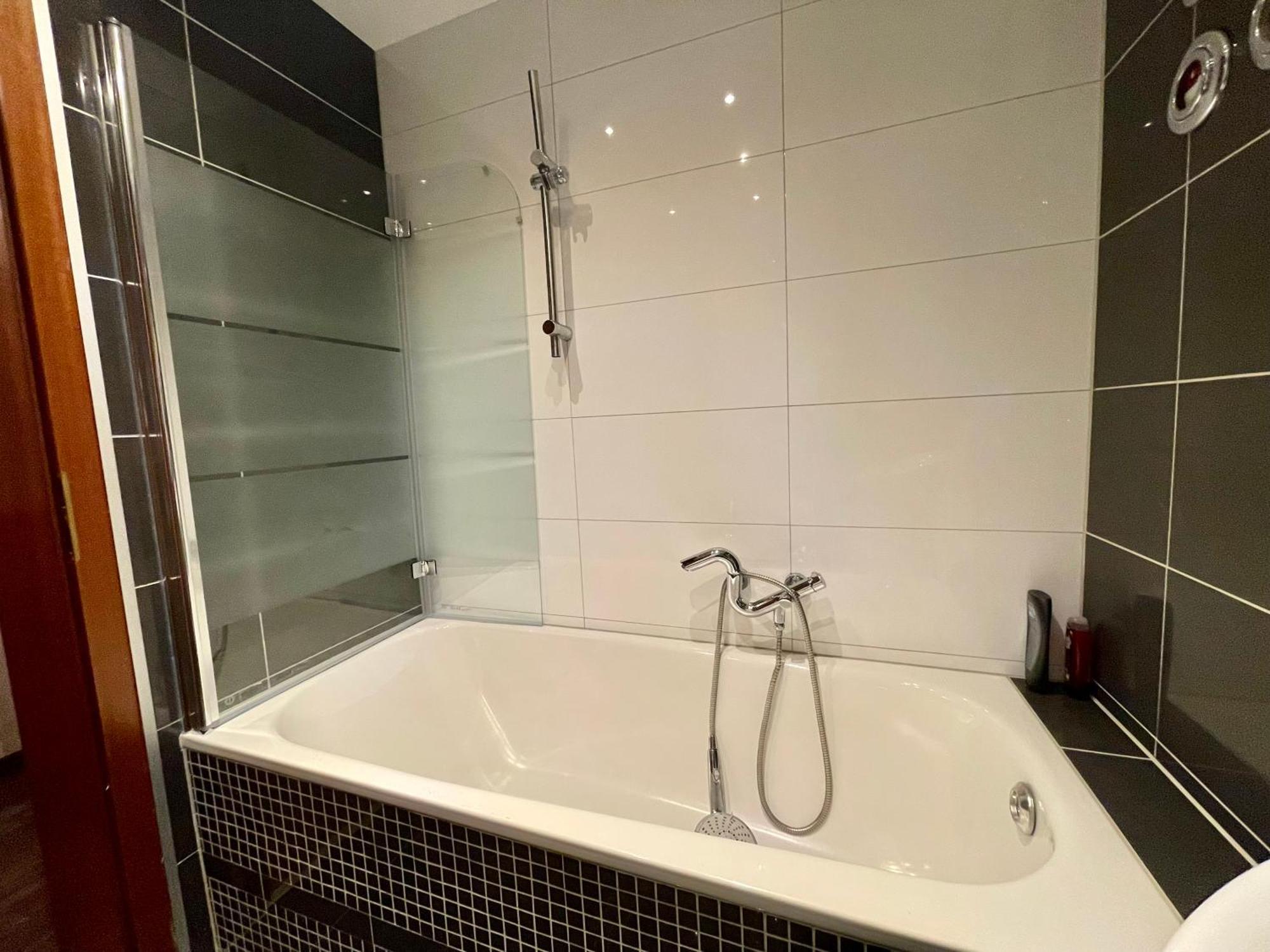 Apartment Wunderschoenes In Der Goldstadt